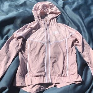 Light pink windbreaker Nike